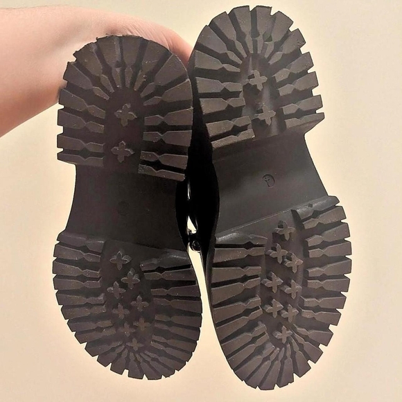 ASOS Black Loafers with Silver Chain Detail - Picture 7 of 8